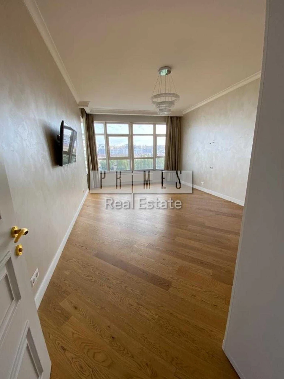 Sale of a 4-room apartment with renovation, Klovsky Uzviz 7, "Carnegie" Residence