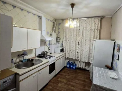 Квартира. Київ, Єреванська вул.