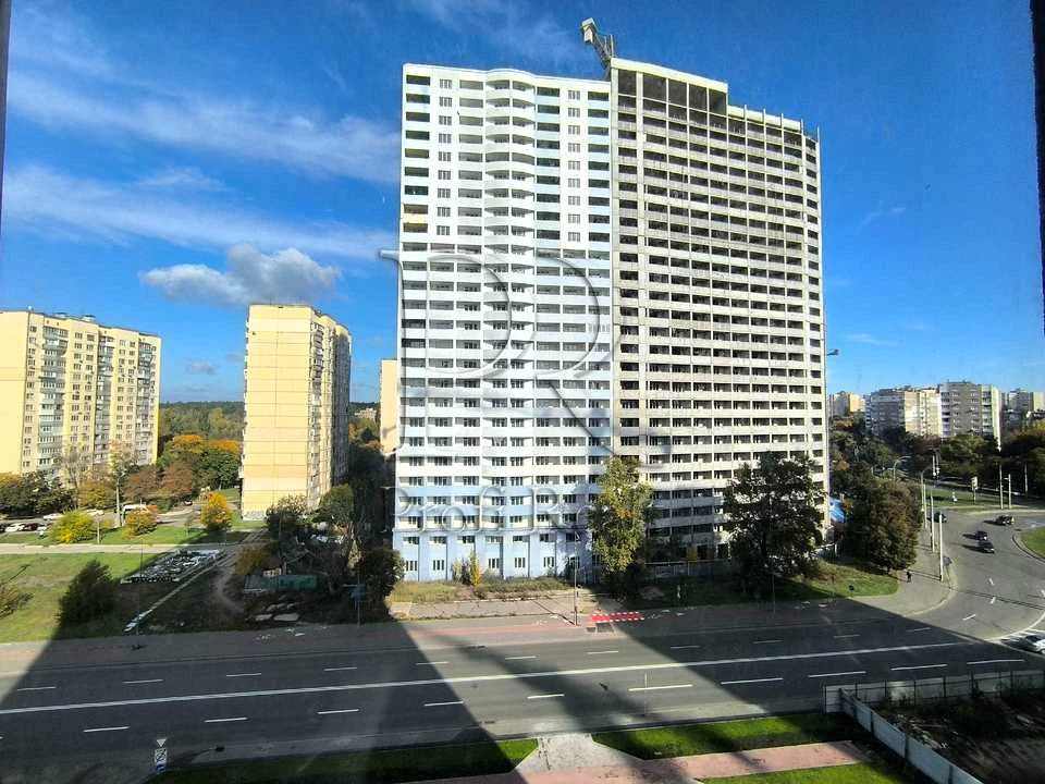 Квартира. Київ, Європейського Союзу проспект.