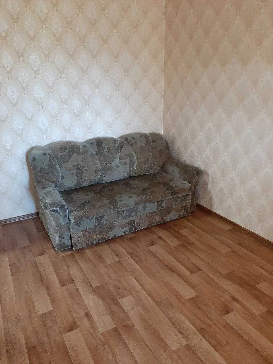 Продам 2-комнатную квартиру.