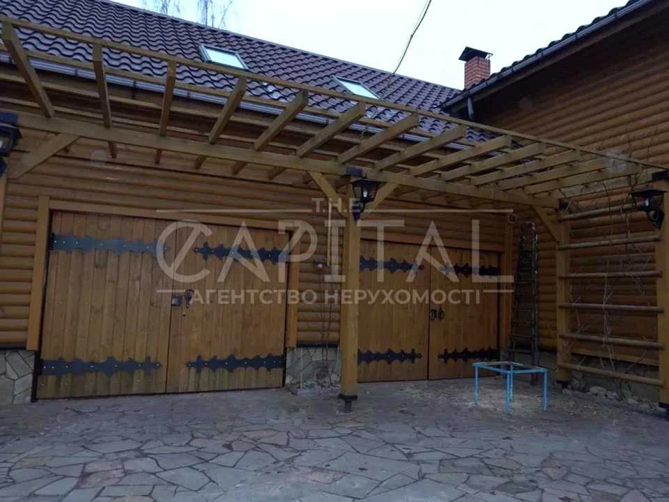 House. Lutenva St, Kyiv