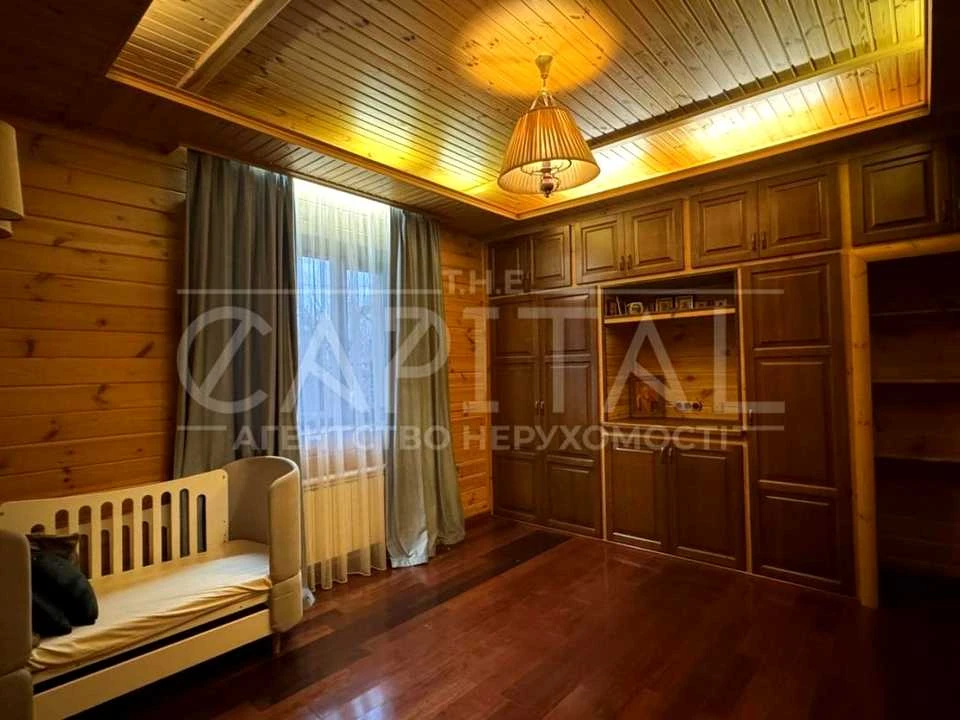 House. Lutenva St, Kyiv