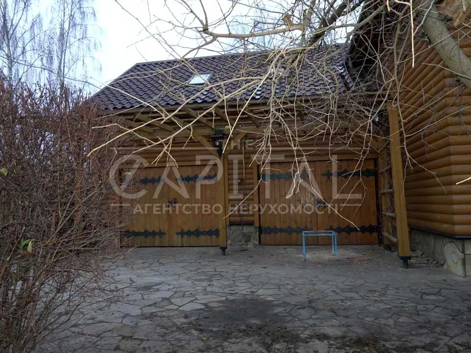 House. Lutenva St, Kyiv