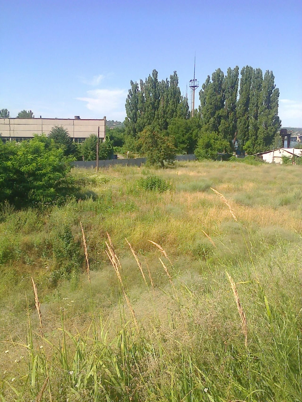 Продам земельный участок 7 сот. возле Южного моста