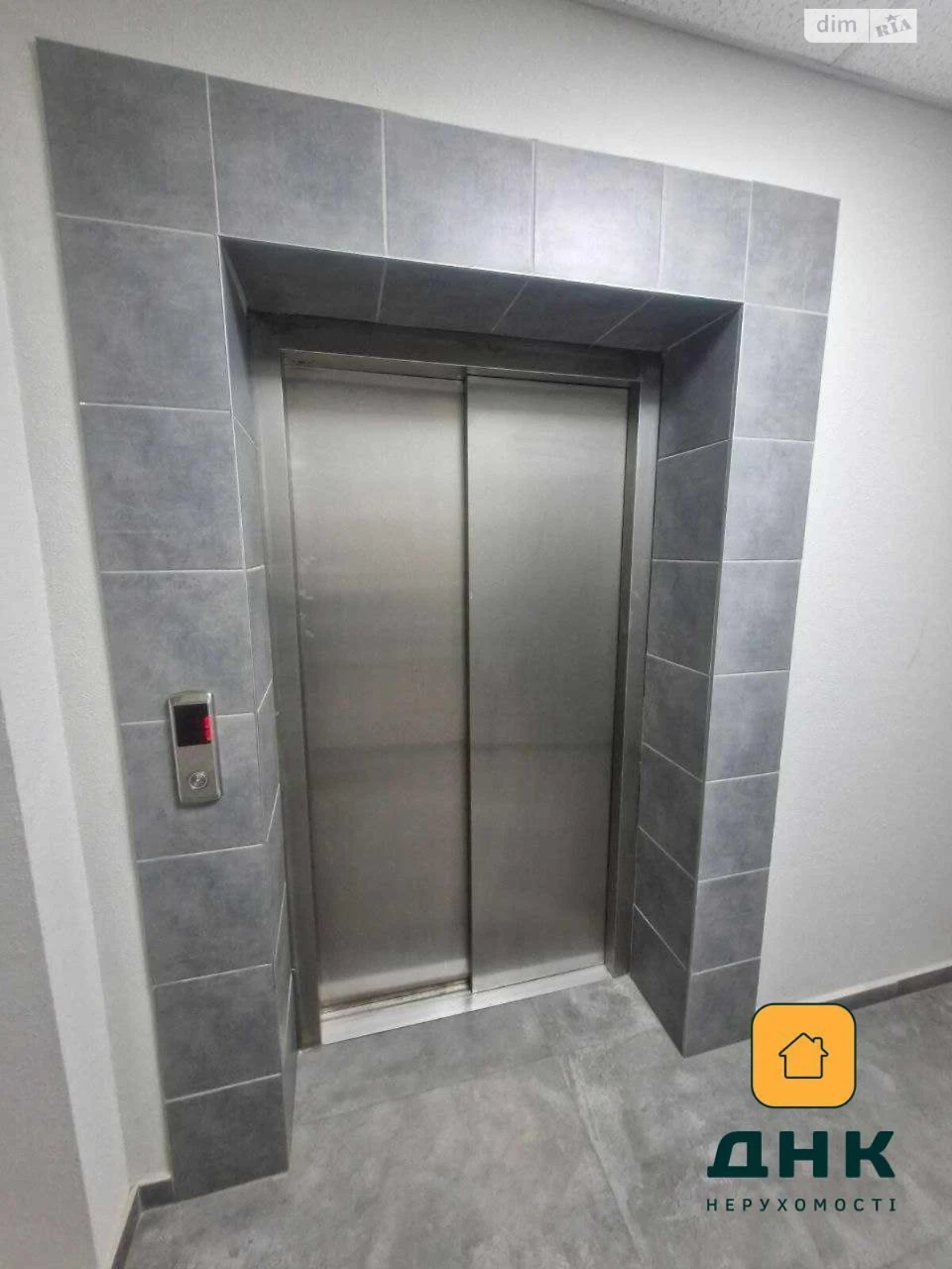 Продажа Квартира Приморский