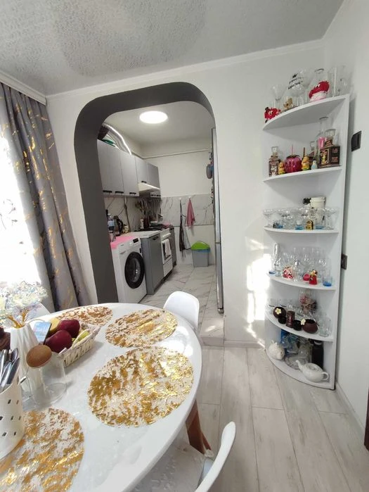 3-room apartment with a loggia 18m², Chornovola St. SUITABLE FOR