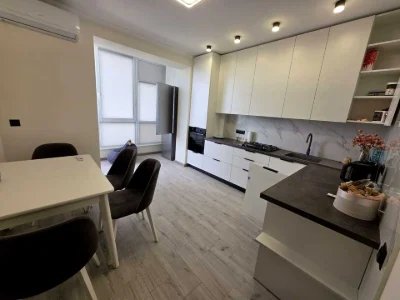 Apartment. Ivano-Frankivsk, Knyzhyn Street