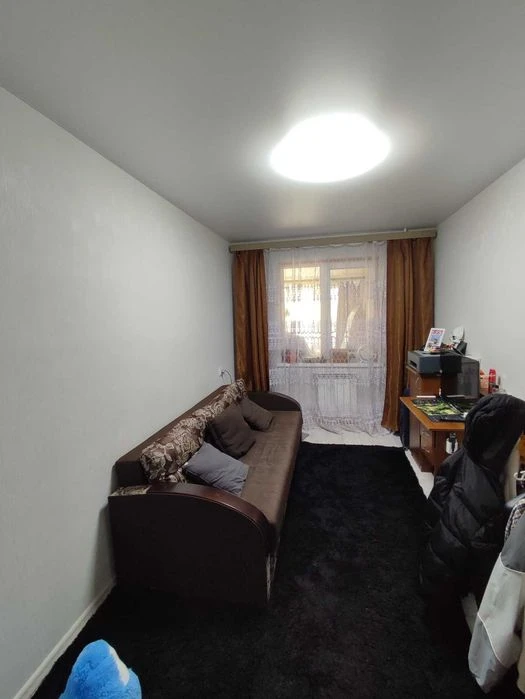3-room apartment with a loggia 18m², Chornovola St. SUITABLE FOR