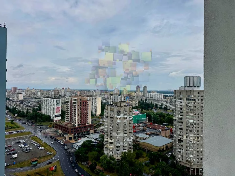 Apartment. Obonys'kyi Prospect, Kyiv