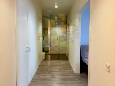 Apartment. Obonys'kyi Prospect, Kyiv