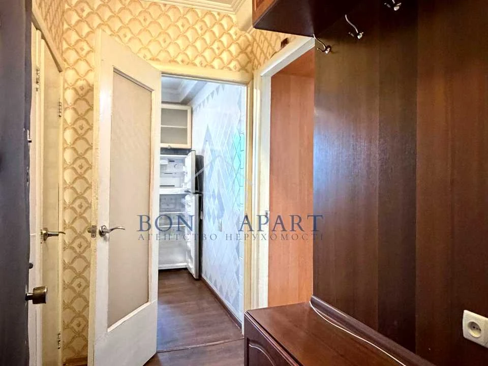 Квартира. Киев, Автозаводская улица