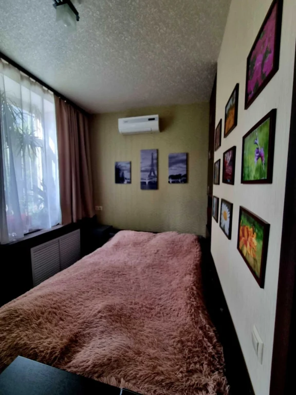 For sale a cozy 2-bedroom apartment in the Odessa district.