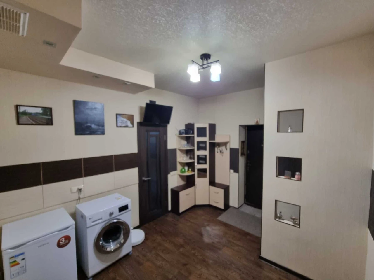 For sale a cozy 2-bedroom apartment in the Odessa district.