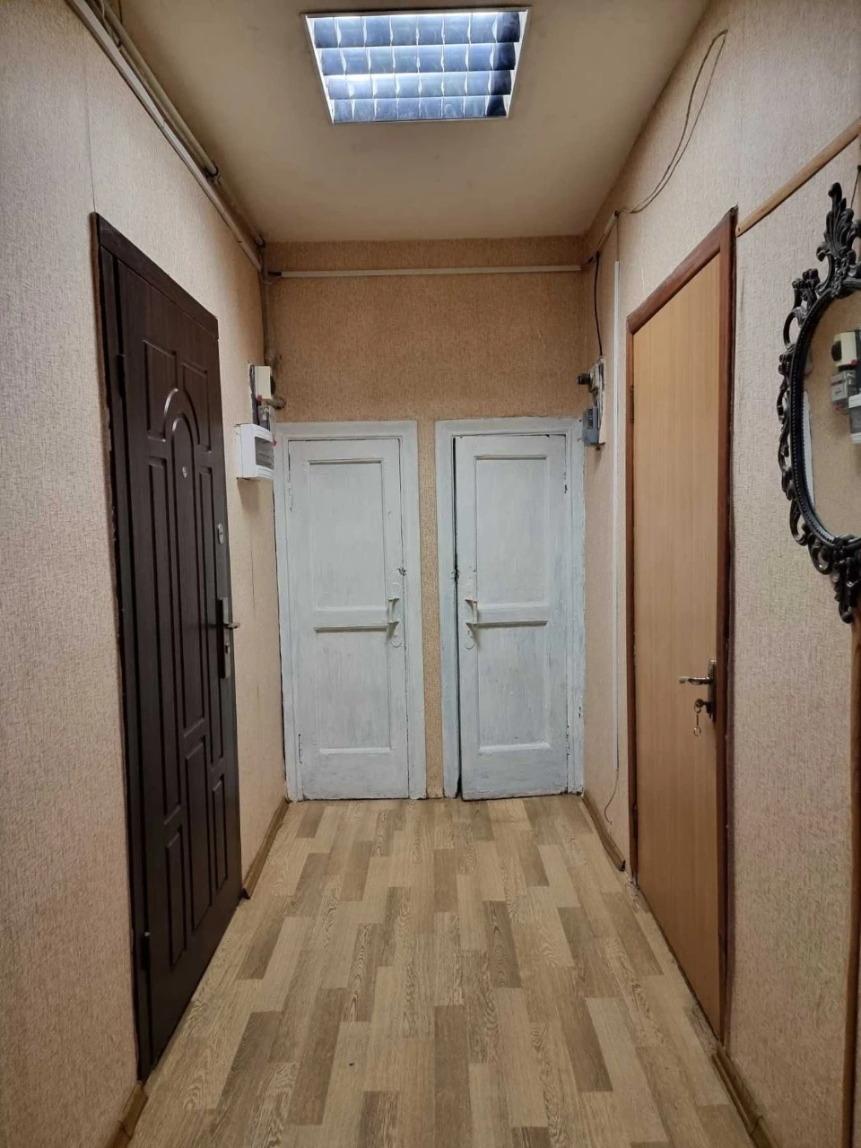 For sale a cozy 2-bedroom apartment in the Odessa district.