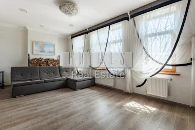 Sale: Independent Estate 5 rooms 250 sq m in the heart of the city - Street Haydamaka