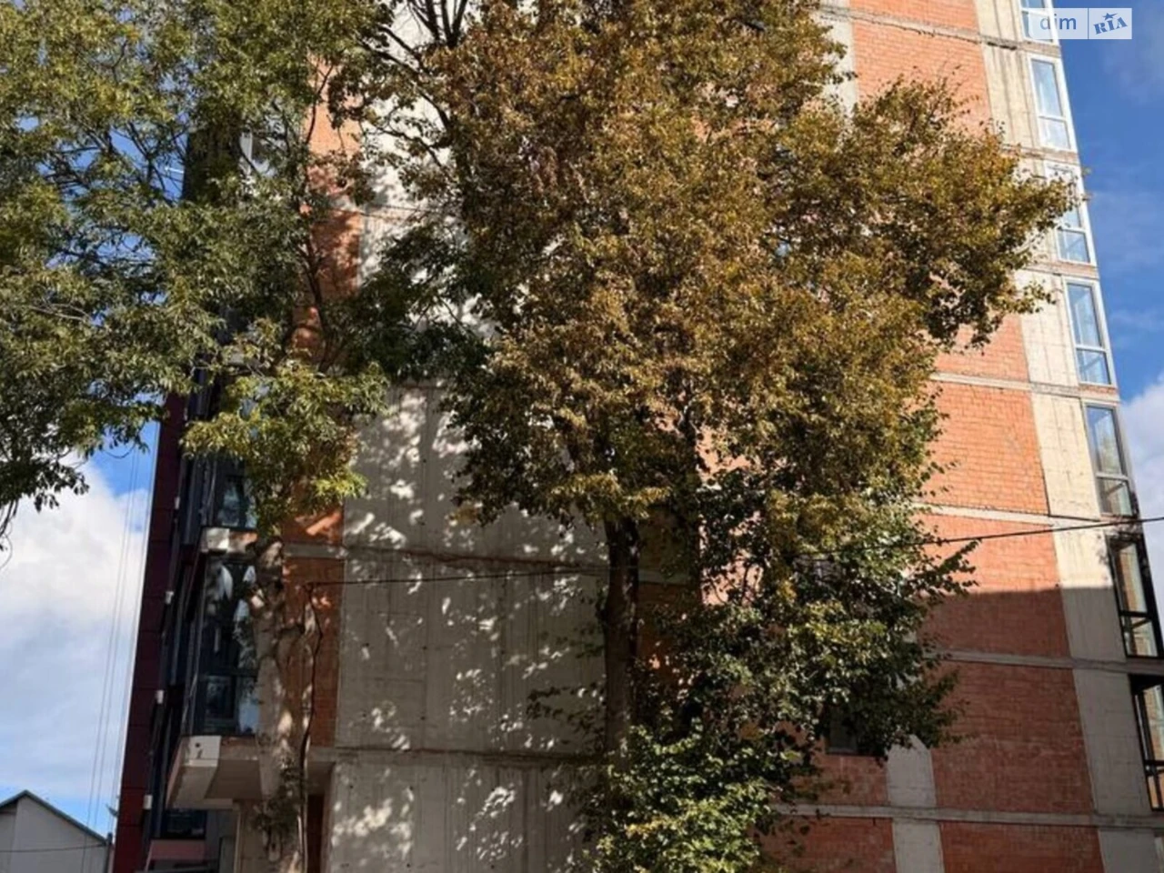 Apartment for Sale: Center