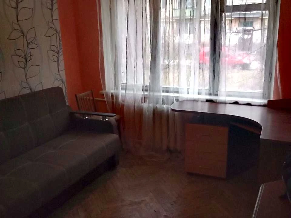 Квартира. Киев, улица Верховной Рады, 22Б.