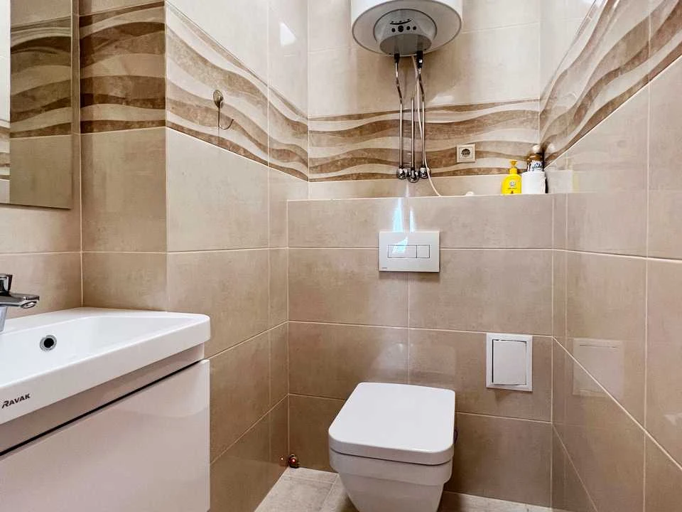 Apartment. Antonovicha st.