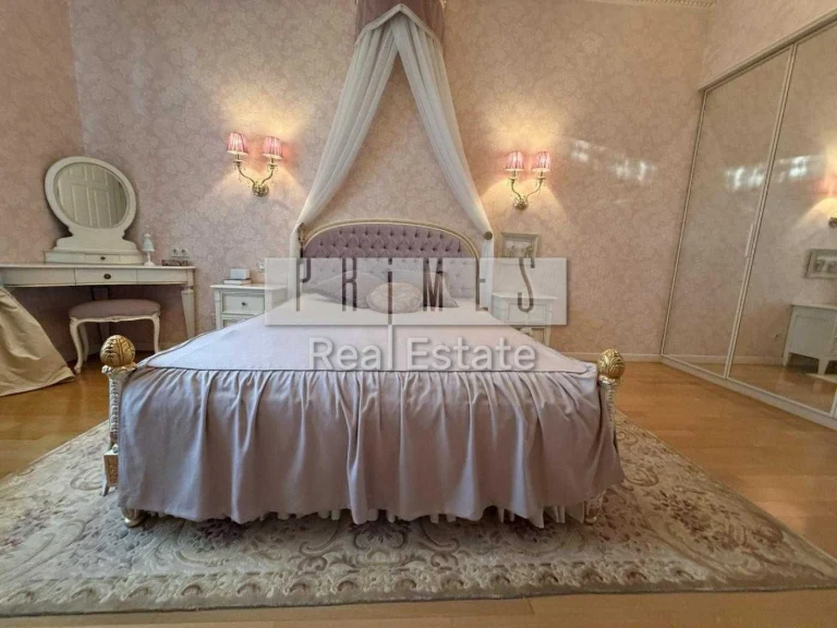 Sale of a 3-bedroom apartment, address: Tereschenkivska Street, building 5, Center