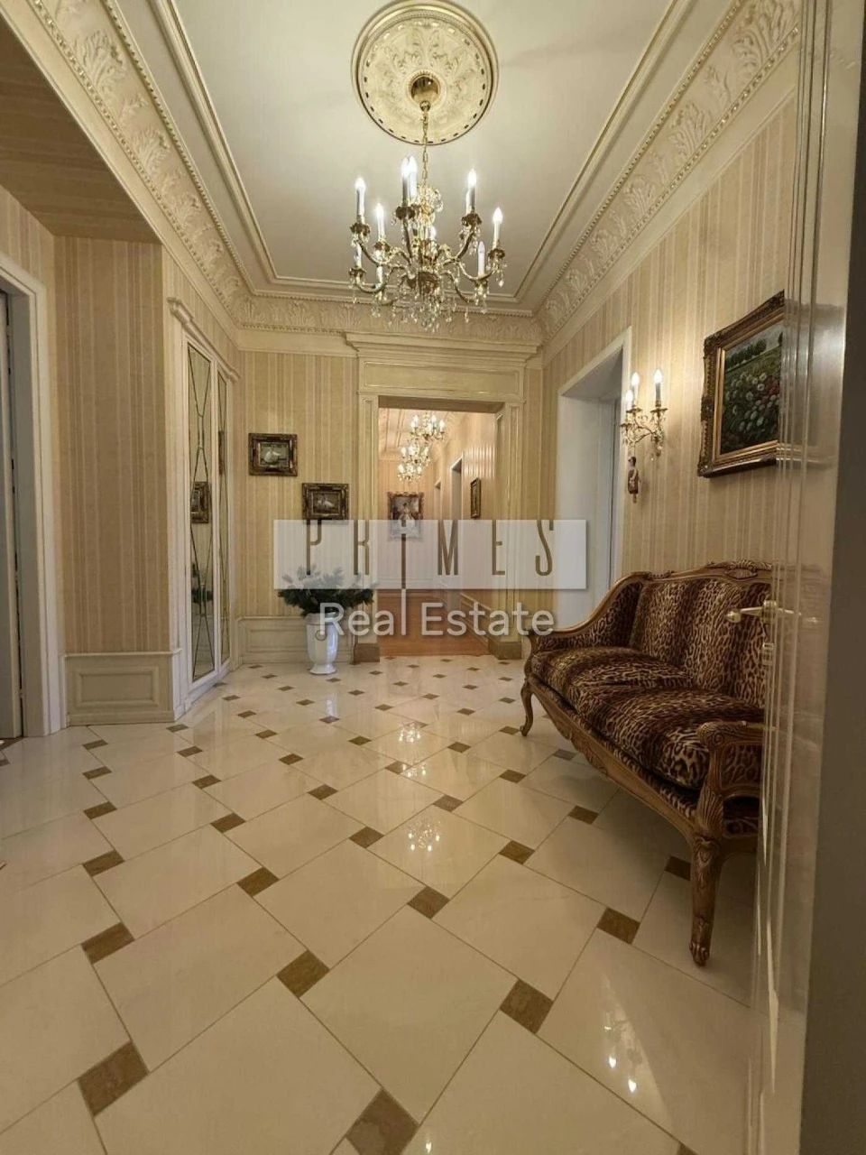 Продаж 3к квартири, вул. Терещенківська, буд.5, Центр