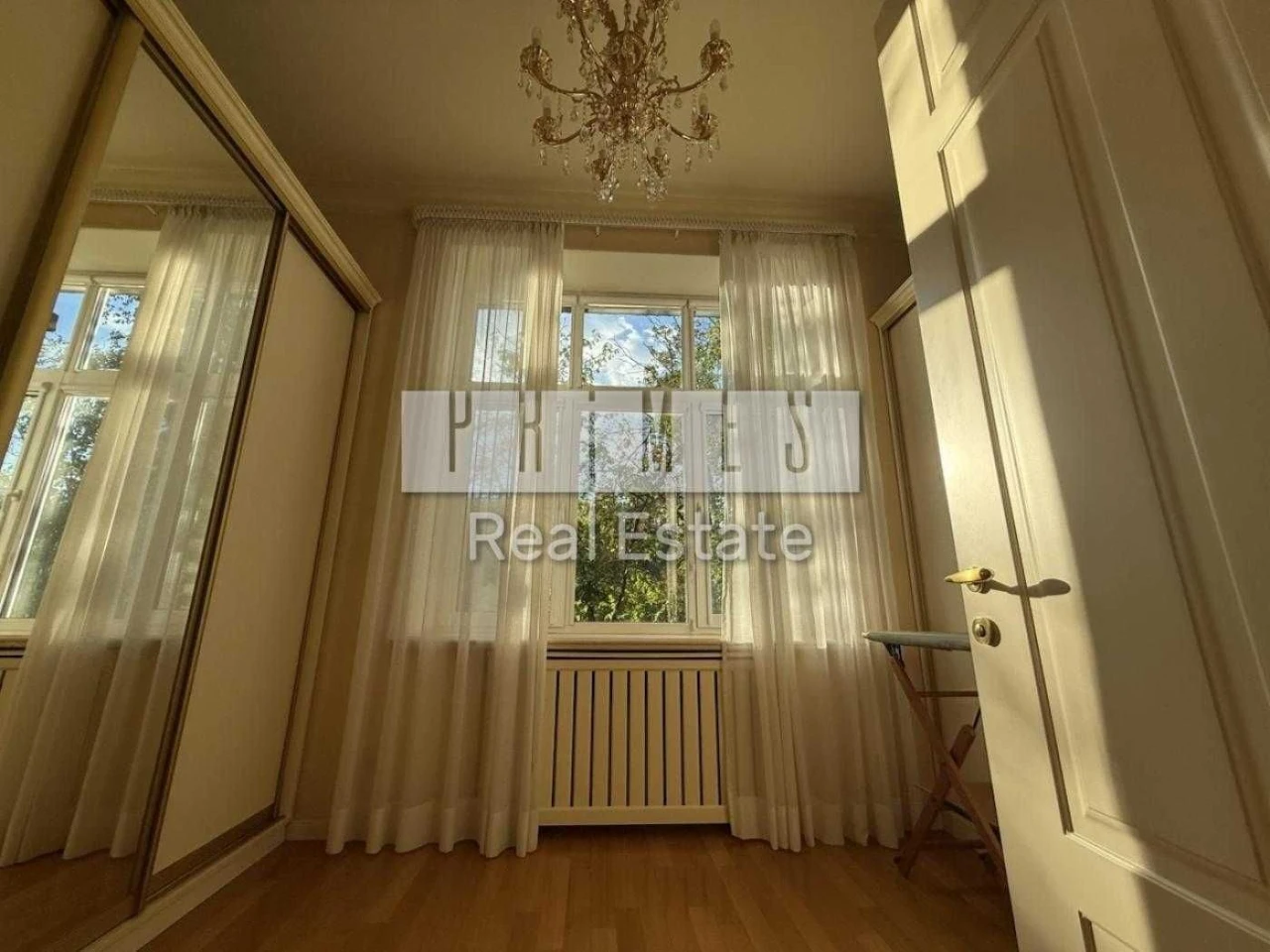 Продаж 3к квартири, вул. Терещенківська, буд.5, Центр