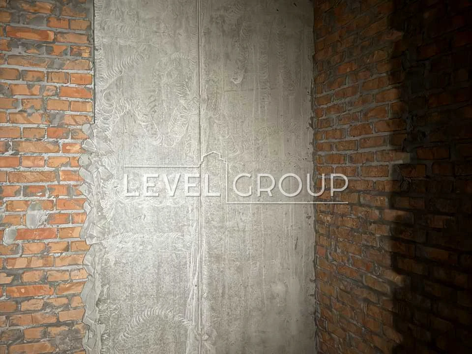 Apartment. Kyiv, Brestsky Prospect.