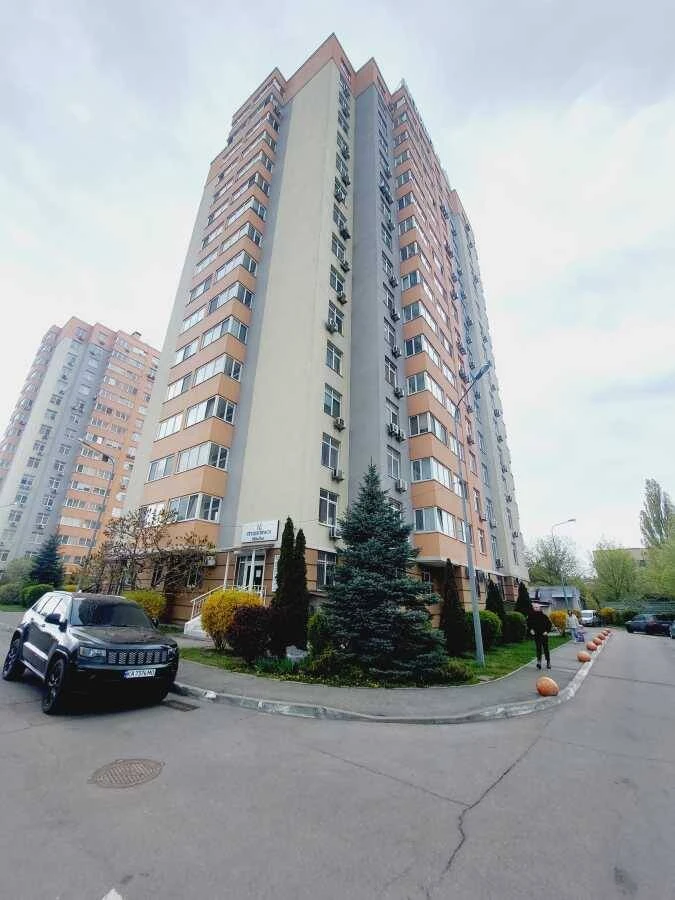 Продам 1-к квартиру Киев, Соломенский, Любомира Гузара просп