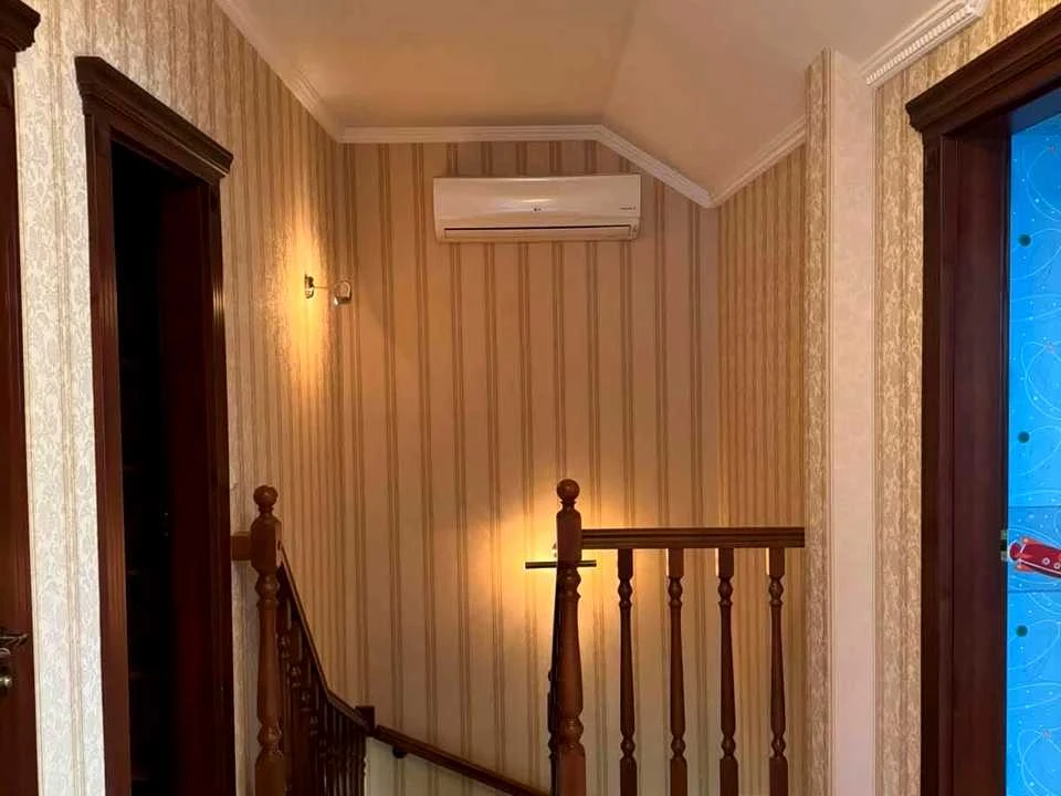 Apartment. Uzhgorod, Vyshneva st.