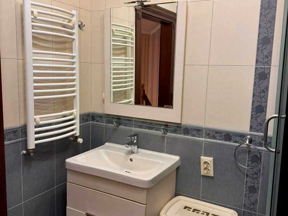 Apartment. Uzhgorod, Vyshneva st.
