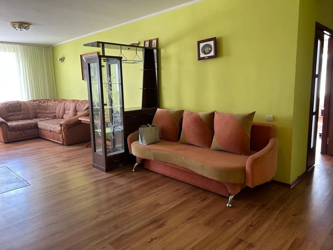 Продажа! Квартира 106 м²