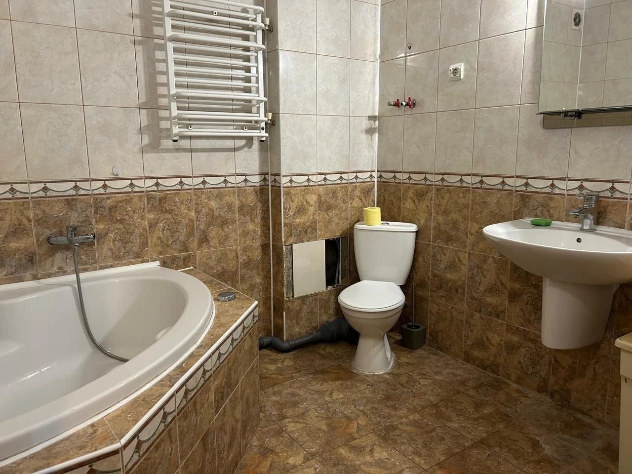 Продажа! Квартира 106 м²