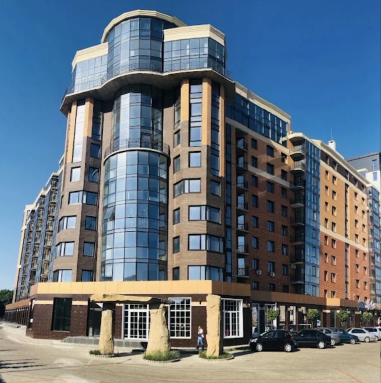 One-Bedroom Apartment for Sale in the Yarovitsa Residential Complex