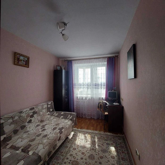 Продам квартиру на Леваневском