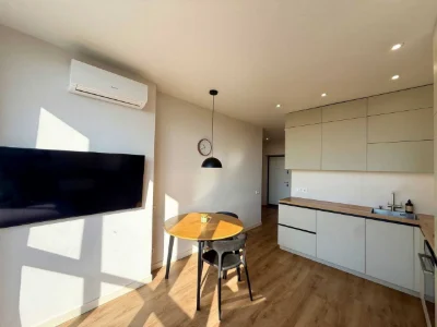 Modern 1-bedroom apartment with separate bedroom and kitchen-living room