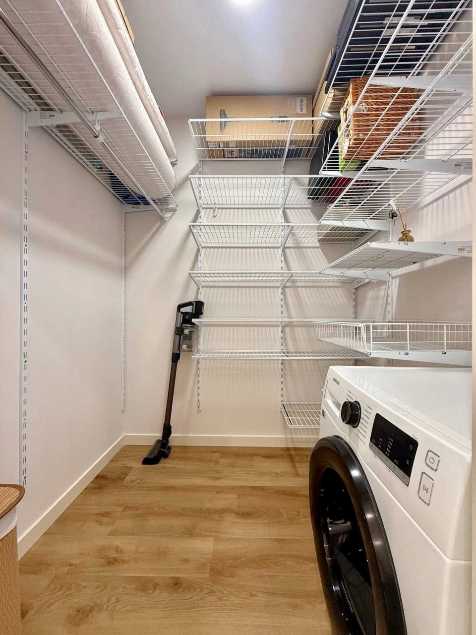 Modern 1-bedroom apartment with separate bedroom and kitchen-living room