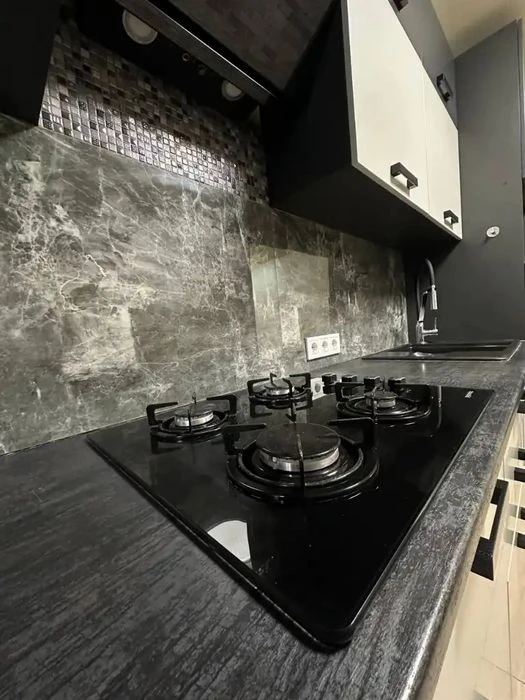 Продам 3-кімнатну квартиру ЖК Ривер Парк