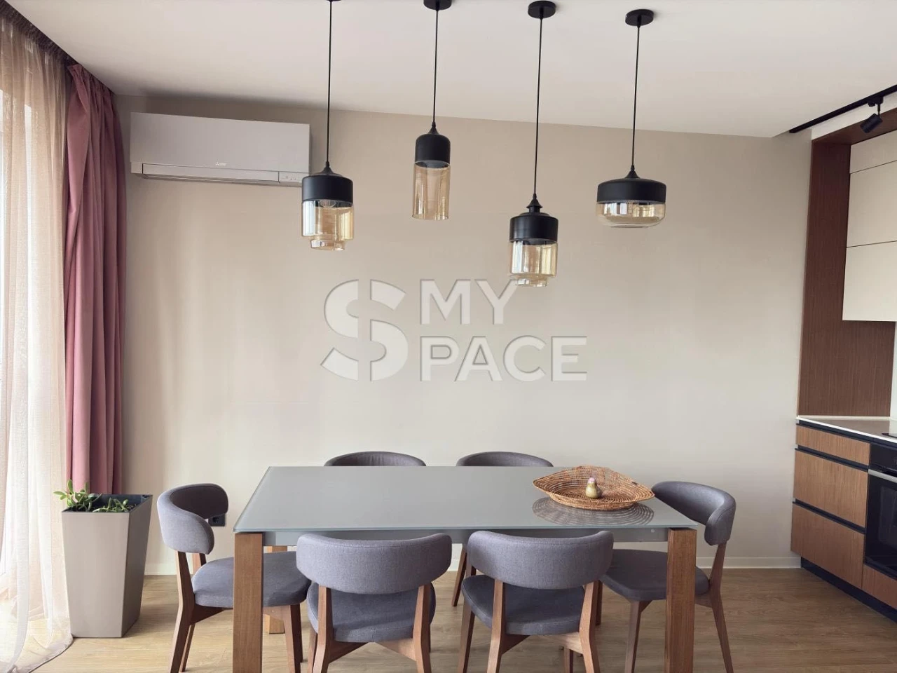 ‼️Продам простору та стильну 2к квартиру 68м2 в ЖК Квартет‼️