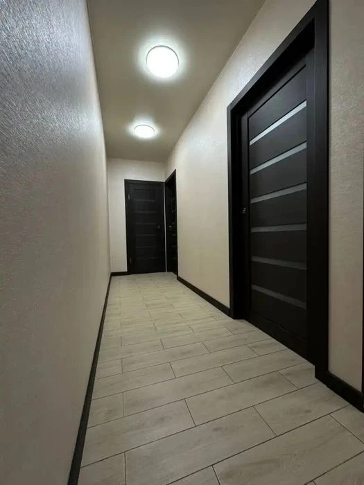 Продам 3-кімнатну квартиру ЖК Ривер Парк