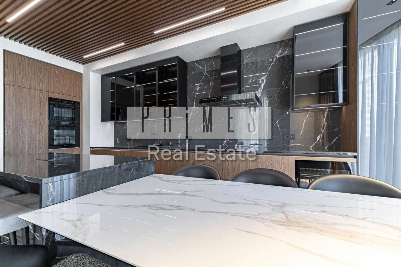 Sale of a 3-bedroom apartment 128 sq m in the Taryan Towers complex, Pesch