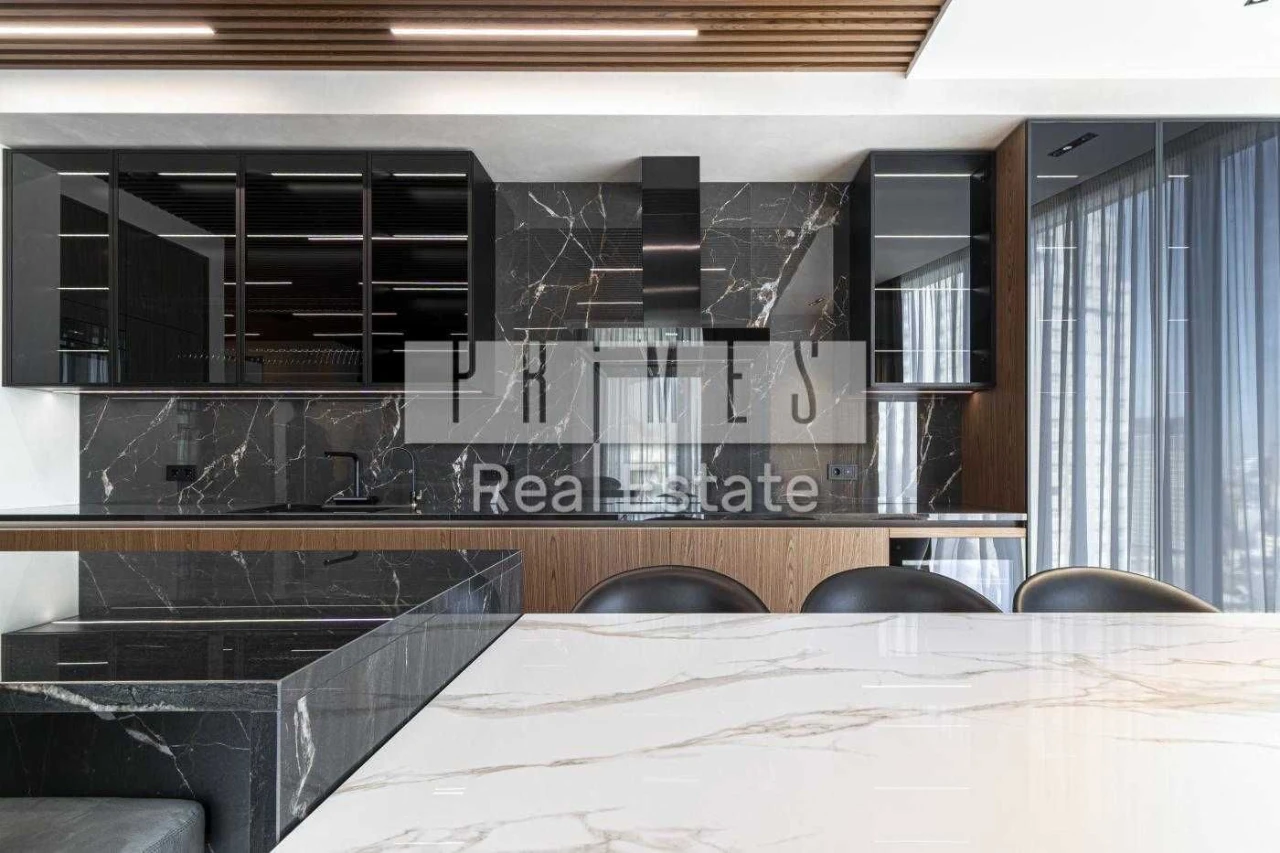 Sale of a 3-bedroom apartment 128 sq m in the Taryan Towers complex, Pesch