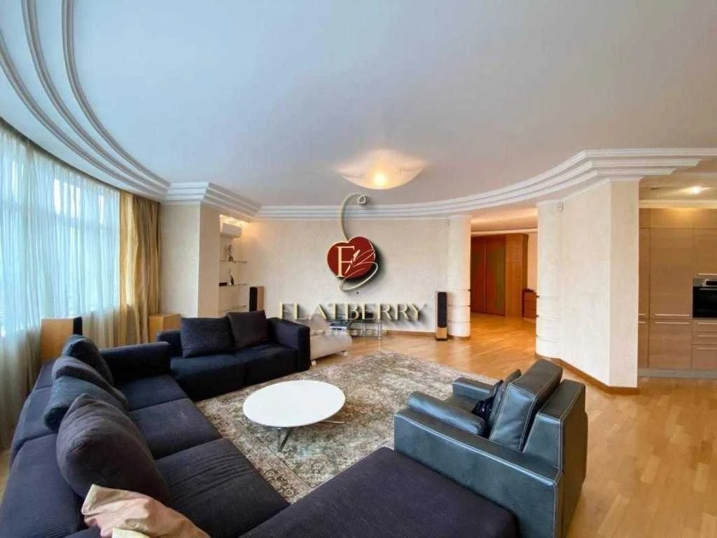 4-room apartment for sale 200 m², Staronavodnytska St., 1