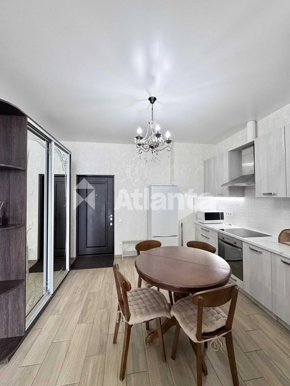 В продаже 1-комнатная квартира с ремонтом в Гагарин плаза, А