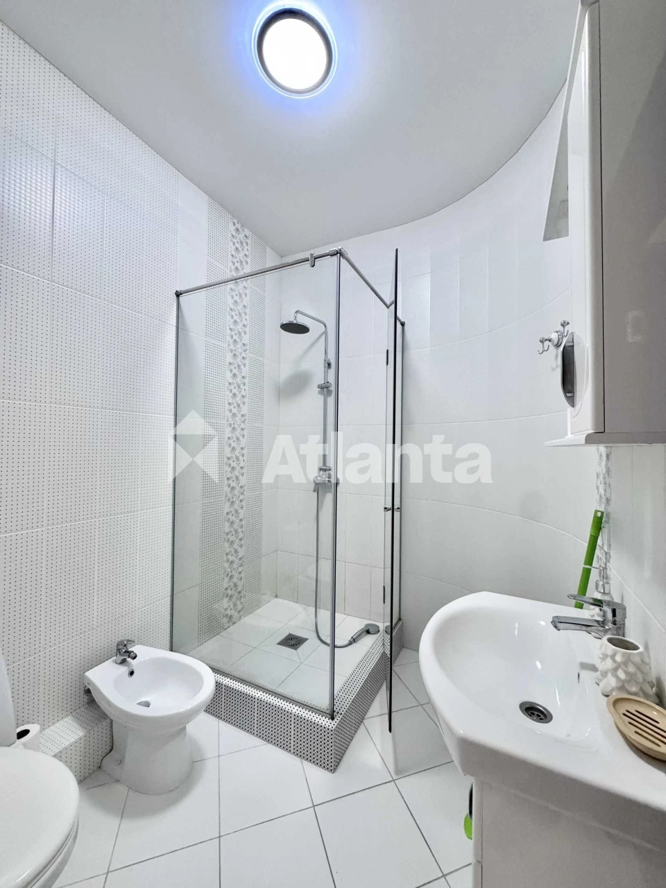 В продаже 1-комнатная квартира с ремонтом в Гагарин плаза, А