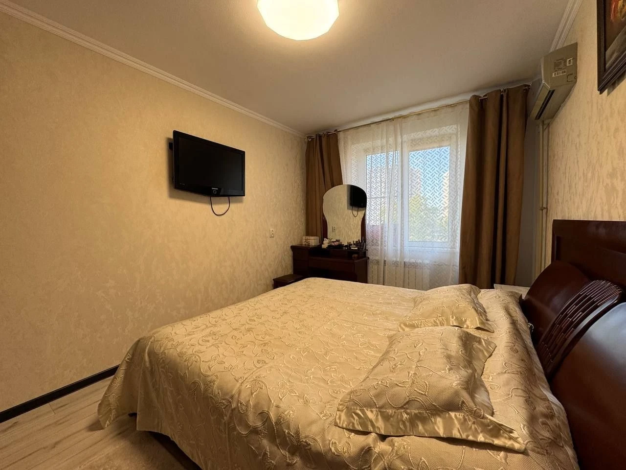 3-кімнатна квартира, 72 м², Фонтанська дорога/іподром, ремонт