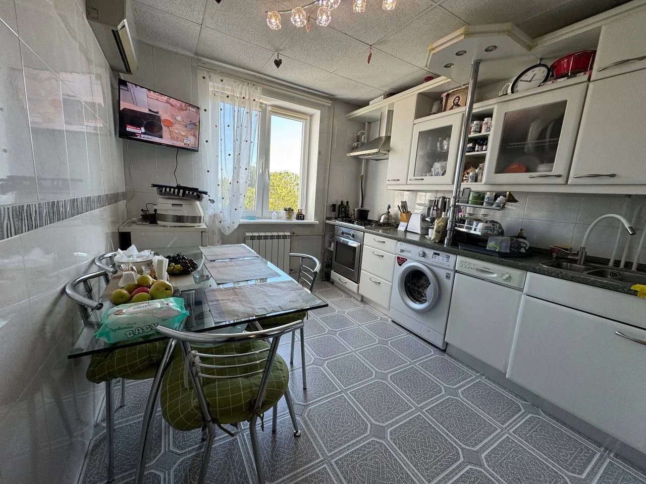 3-кімнатна квартира, 72 м², Фонтанська дорога/іподром, ремонт