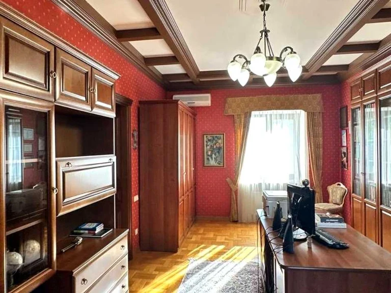 House. Odessa, Novoberegova st.