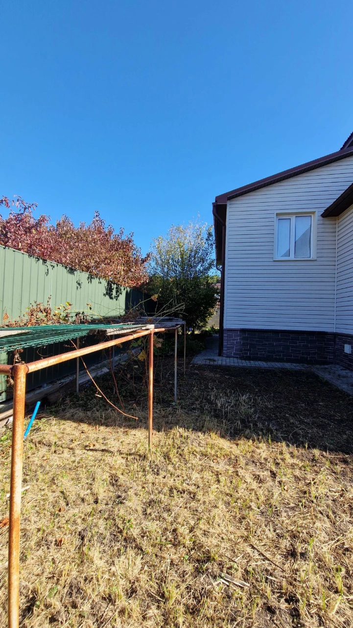 For Sale: House on Bolshaya Danilovka, Laptenkovskaya Street 56 (b)