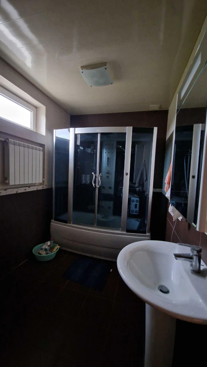 For Sale: House on Bolshaya Danilovka, Laptenkovskaya Street 56 (b)