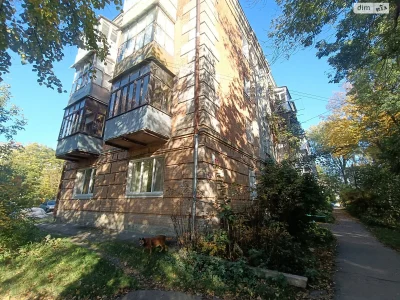 Продажа Квартиры, Військове містечко