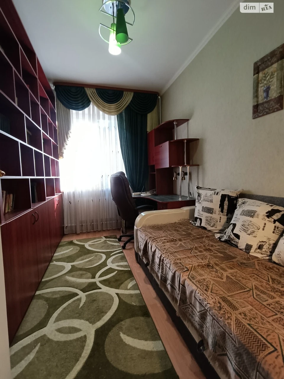 Продажа Квартиры, Військове містечко